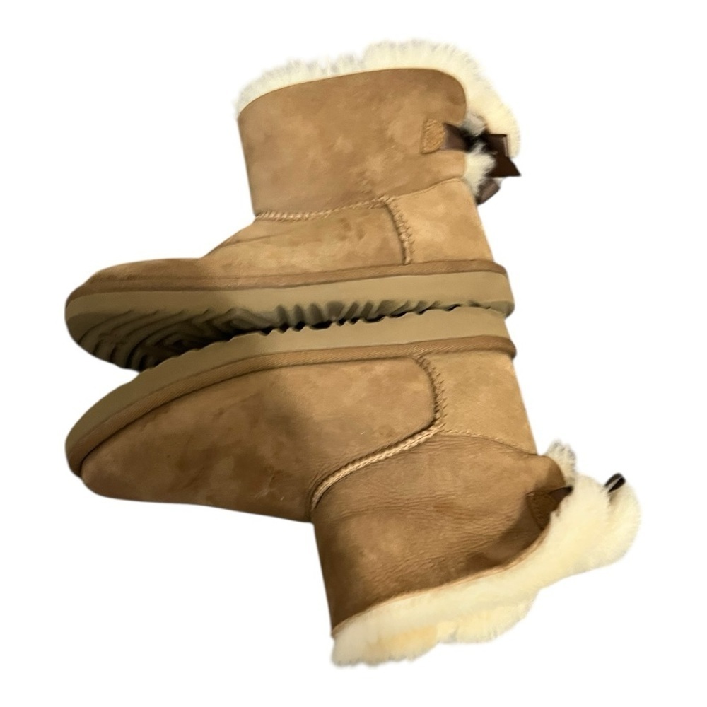 UGG Mini Bailey Bow II Boot 1017397k Suede Big Girl Size 4 - Picture 5 of 9